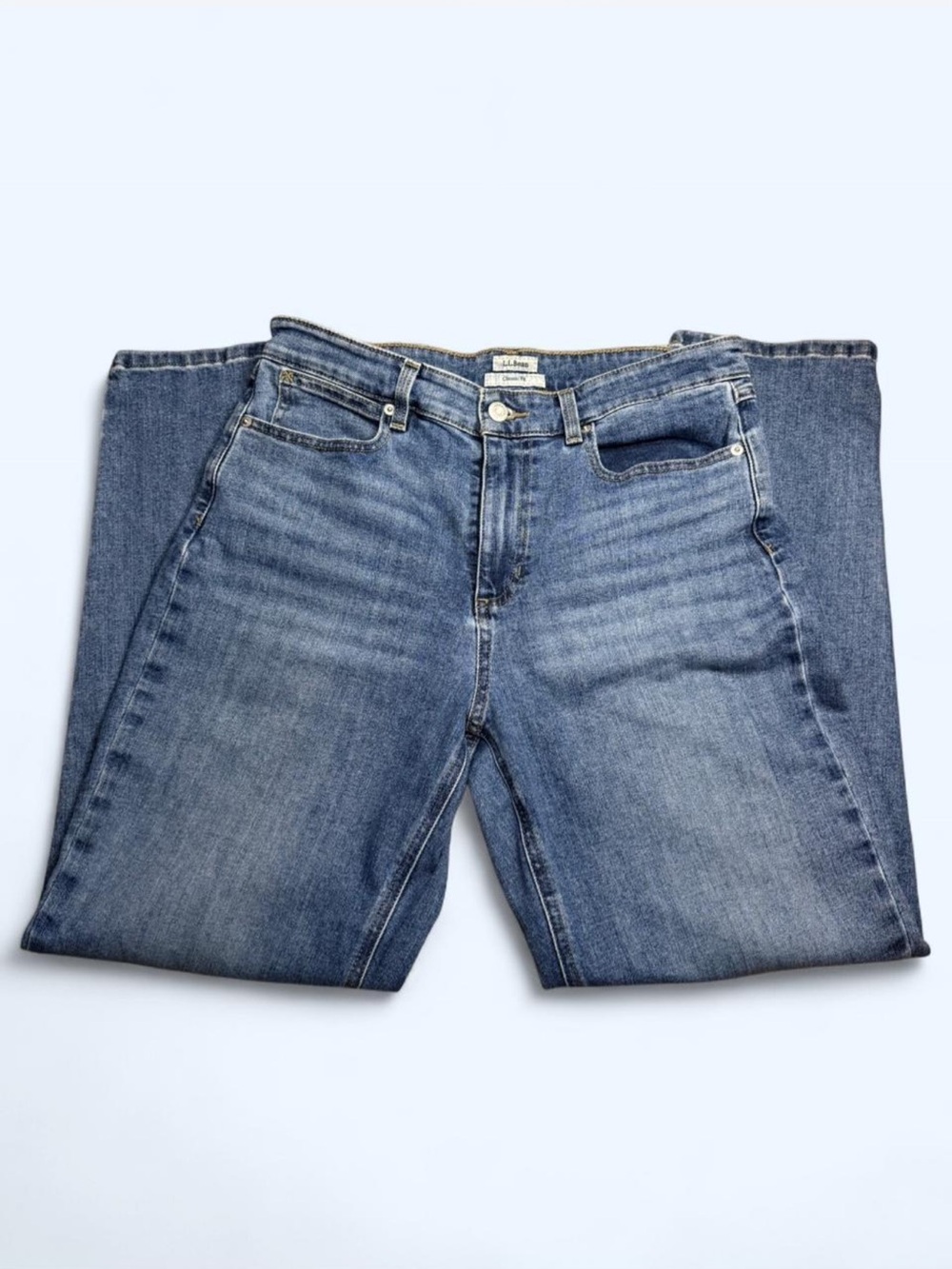 L.L. Bean Womans Light Blue Relaxed Denim Jeans